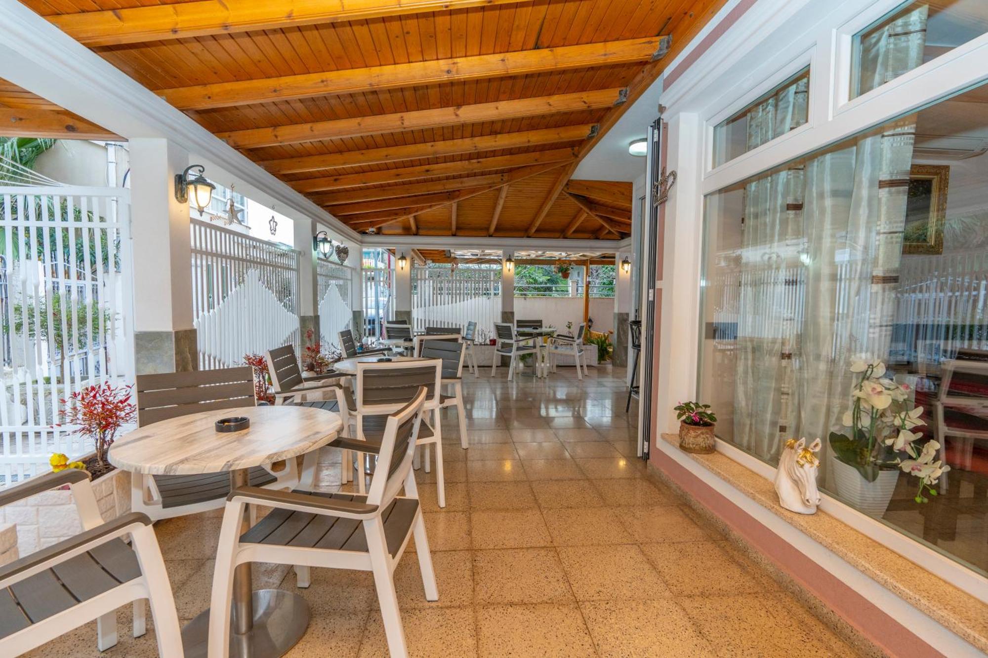 Hotel Albania Velipojë Exteriör bild