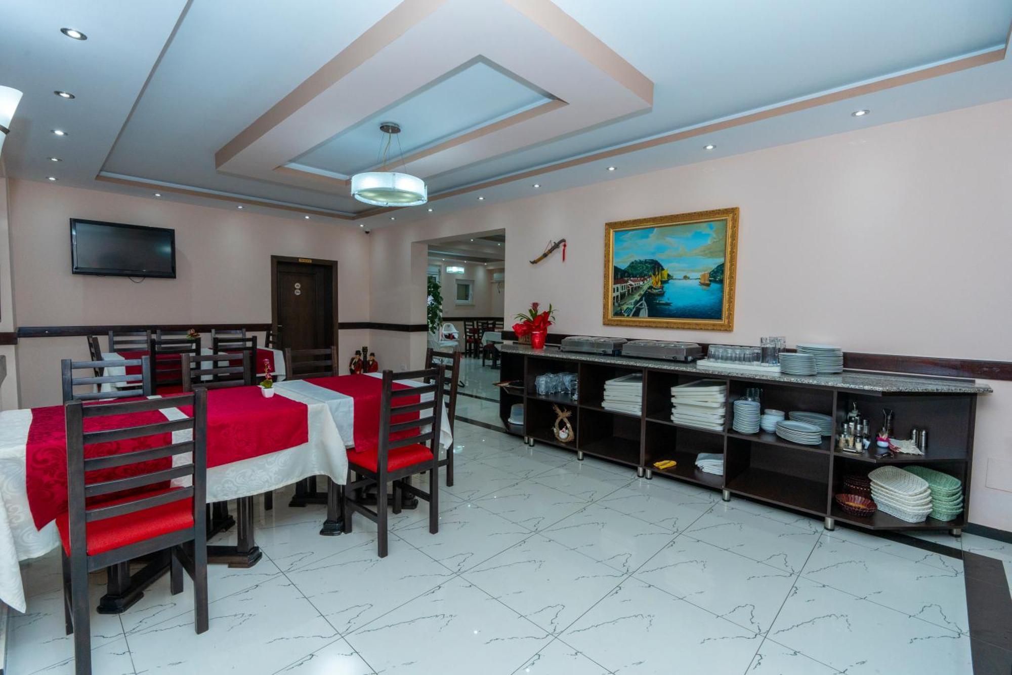Hotel Albania Velipojë Exteriör bild