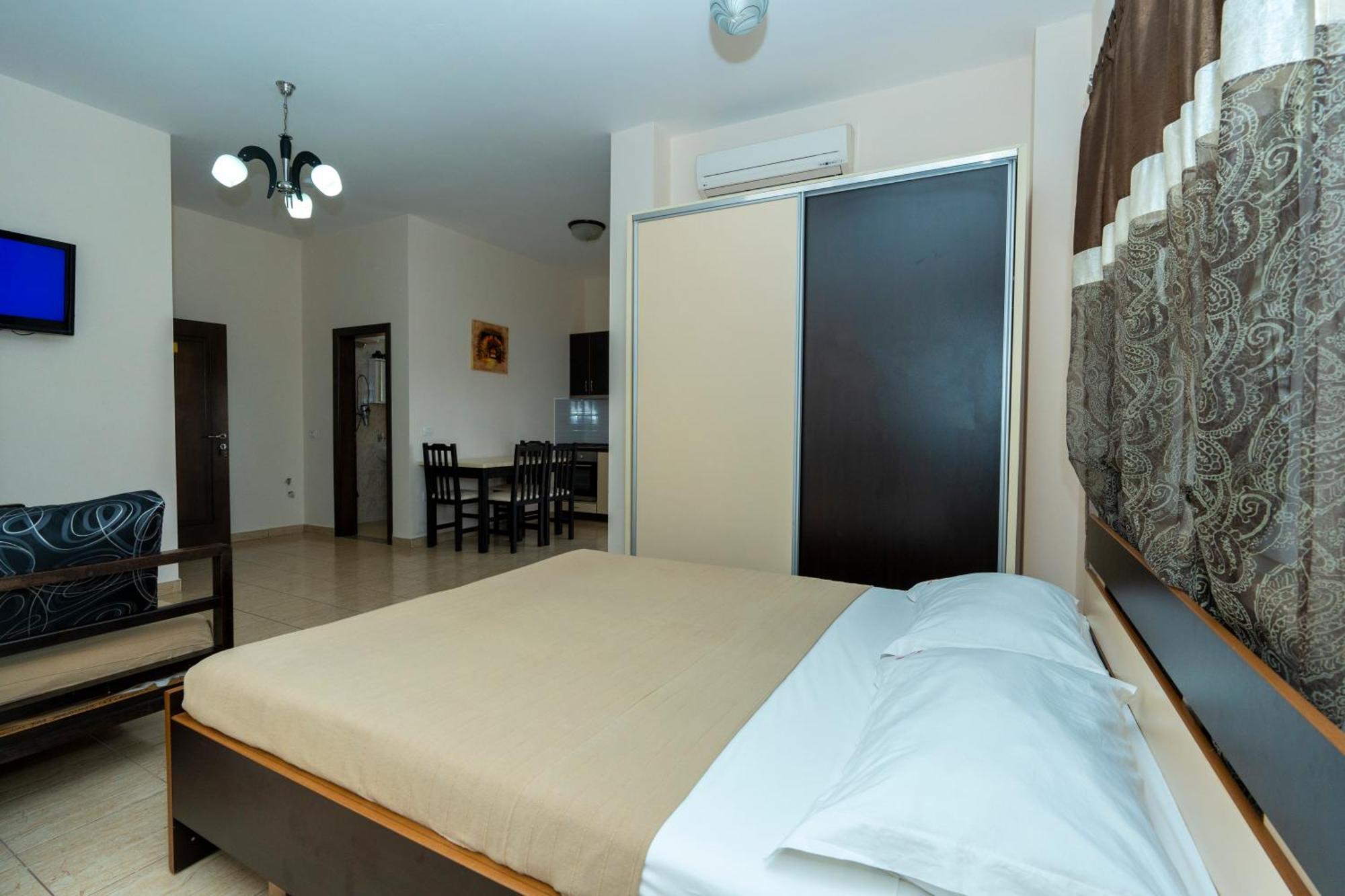 Hotel Albania Velipojë Exteriör bild