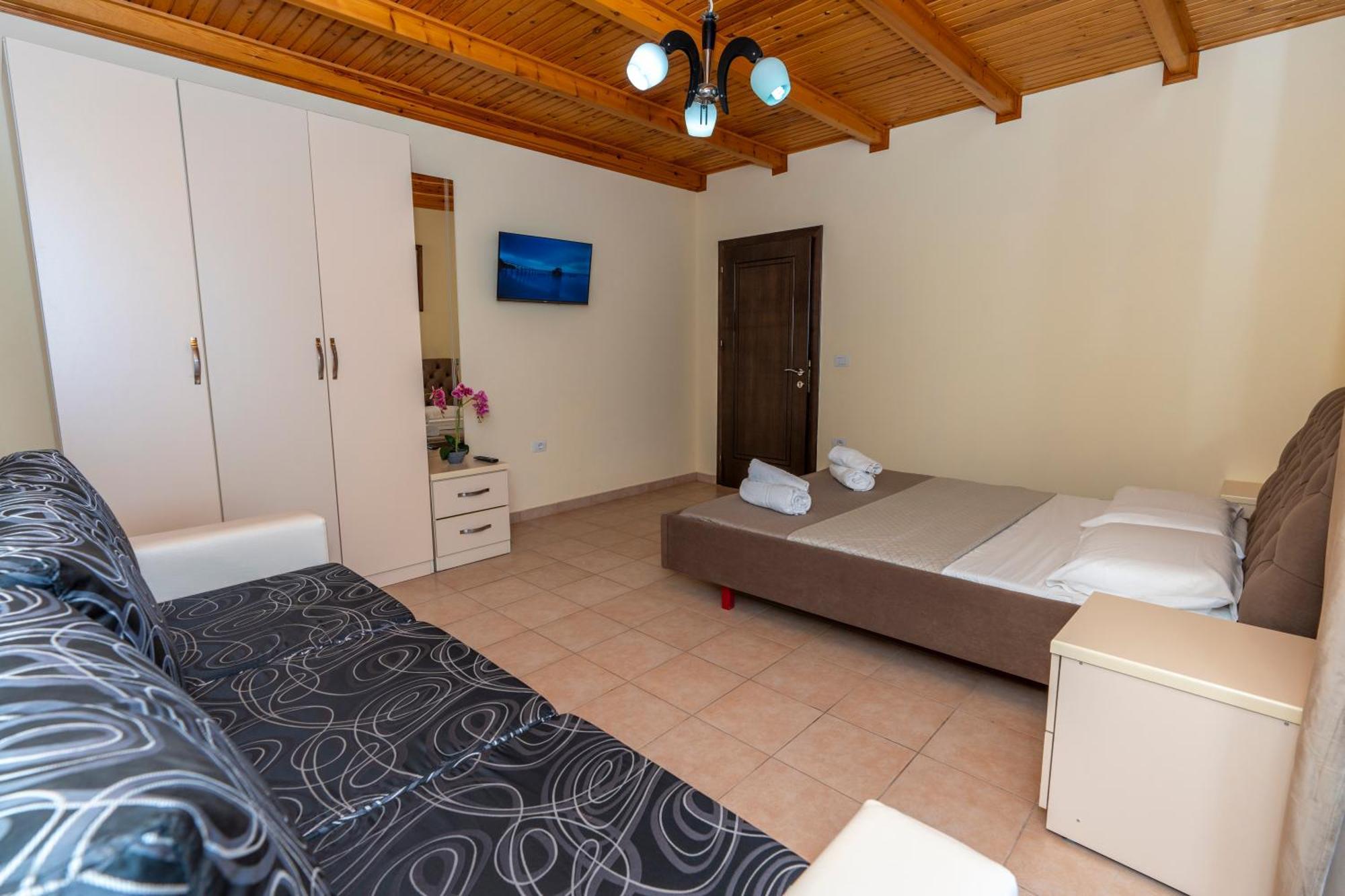 Hotel Albania Velipojë Exteriör bild